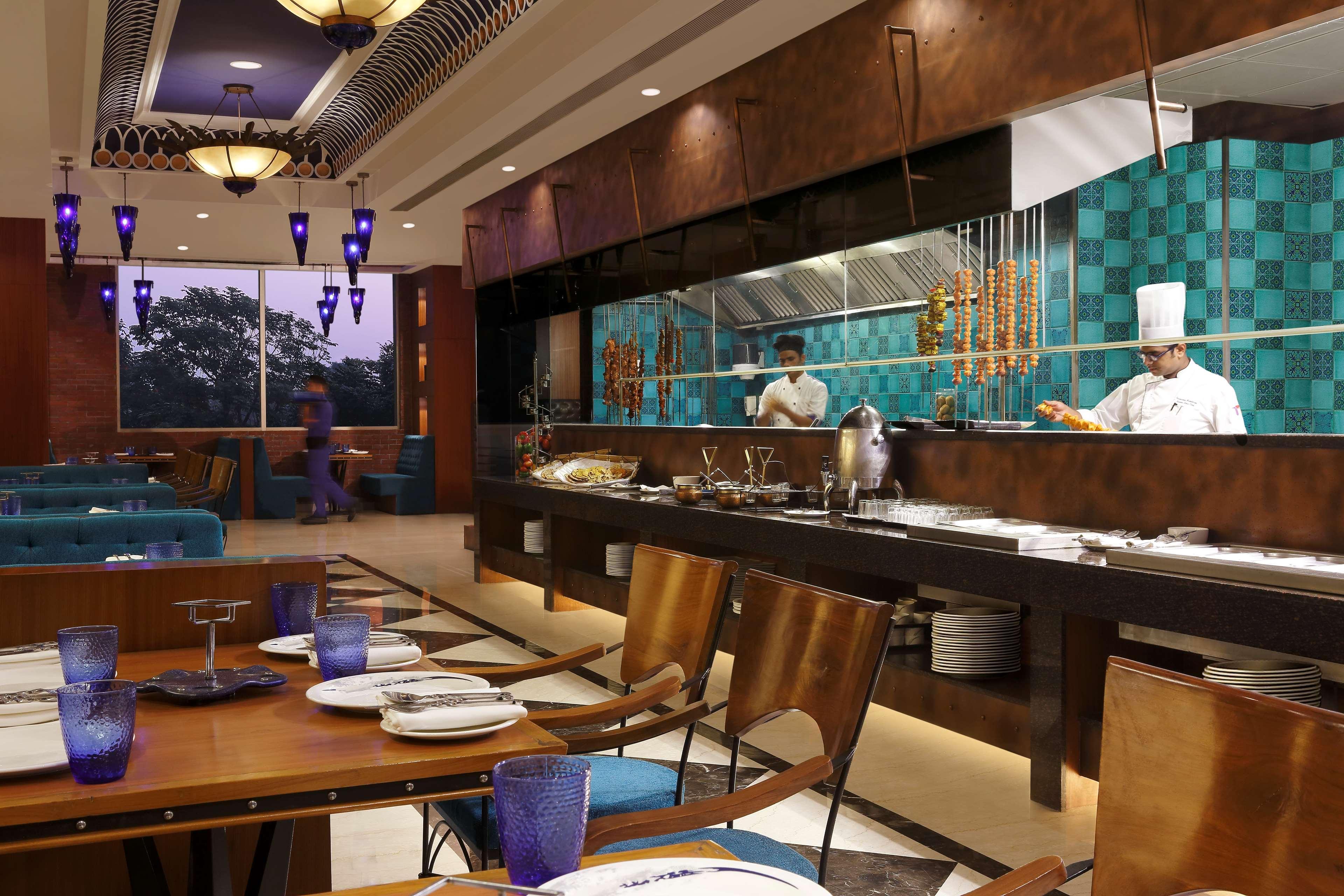 Radisson Blu Hotel Гувахати Екстериор снимка The Park, New Delhi